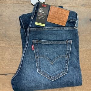 BNWT Men's Levi Jeans